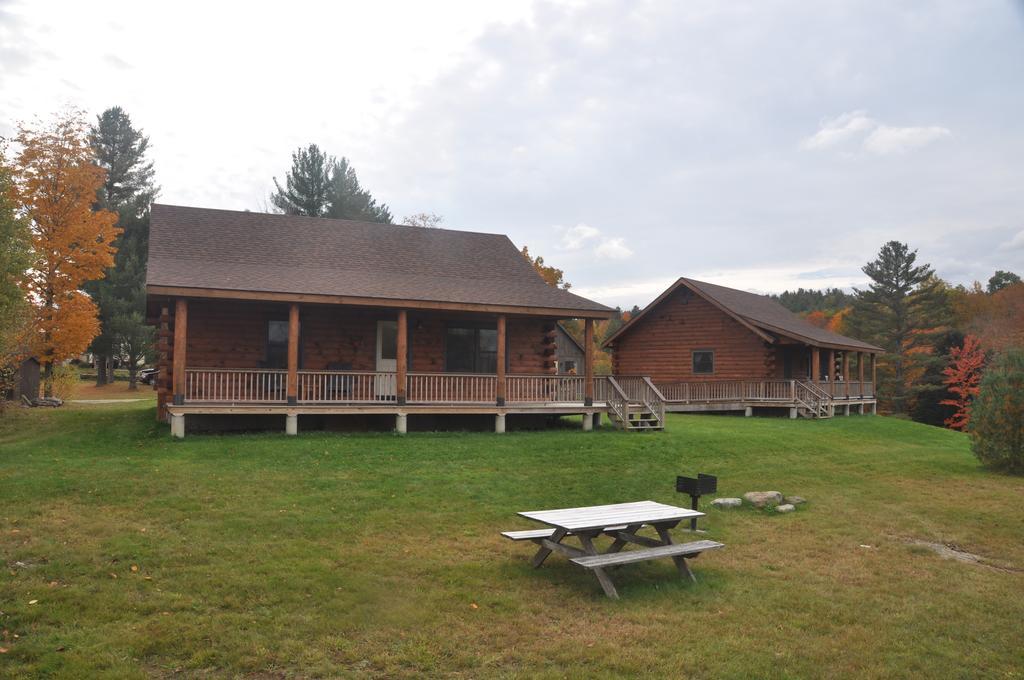 Muddy Moose Hotel Morrisville Exterior foto